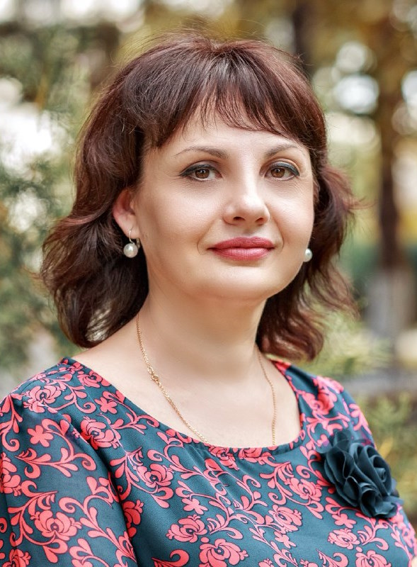 Ященко Анжела Викторовна.